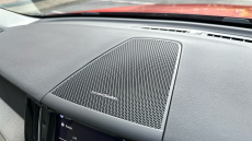 Volvo XC60 2.0 B5P Plus Dark 5dr AWD Geartronic Petrol Estate